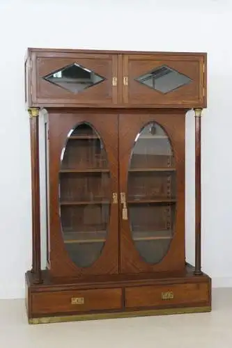 H60053-Jugendstilvitrine-Bücherschrank-Vitrine-Jugendstil-Büchervitrine-Vitrine-