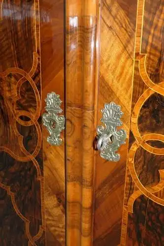 H60045-Barockschrank-Kleiderkasten-Schrank-Barock-Kasten-Kleiderschrank-Barock