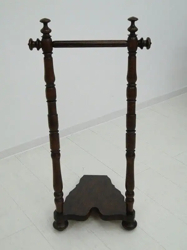 5179D-Stiefelknecht-Kleiderboy-Garderobe-Herrendiener-Bauernstube-Bauernmöbel 1