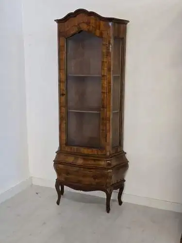 H61418D-Barockstil-Vitrine-Vitrinenschrank