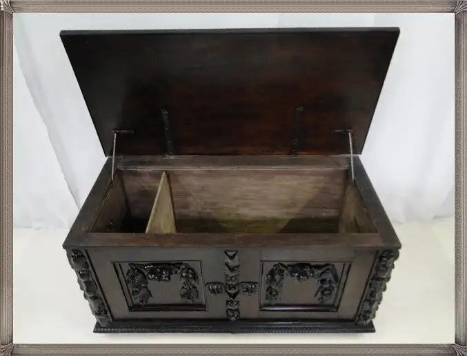 2618-Riesige Schatztruhe-Burgtruhe-Truhe-Kiste-Schatzkiste-Schatztruhe 1800 8