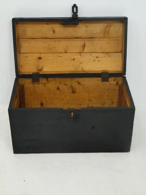 3694-Schatztruhe-Schatzkiste-Truhe um 1900-Holzkiste-Kiste um 1900-Holzkiste 6