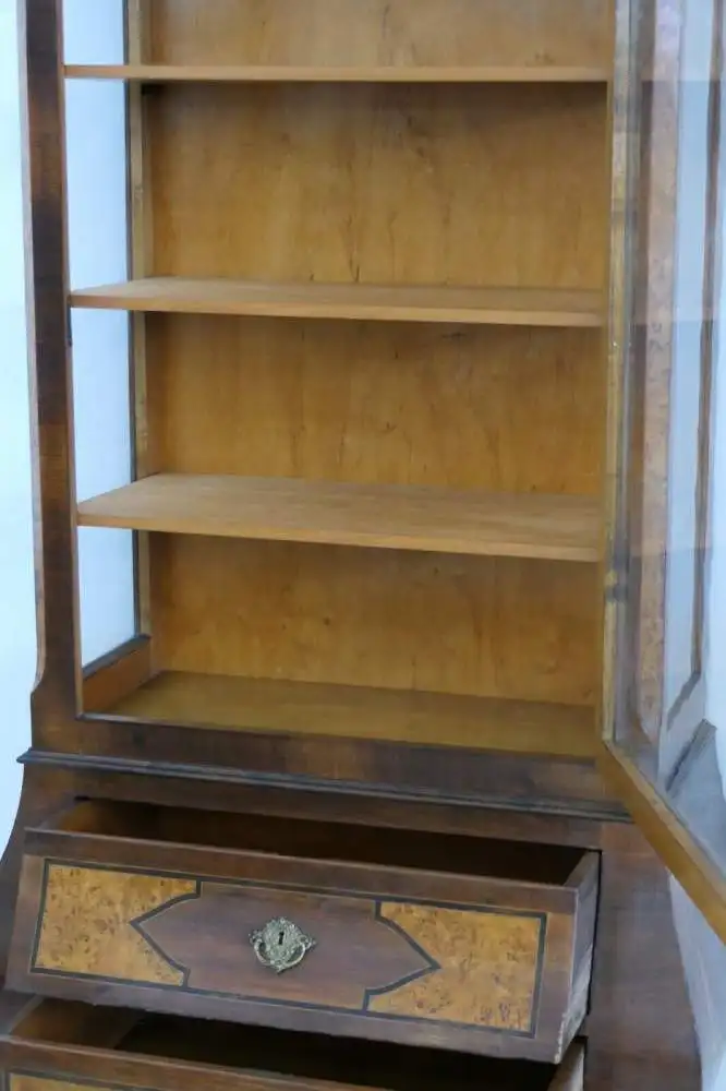 H61007-Barockvitrine-Vitrine-Büchervitrine-Stil um 1920-Vitrine-Kasten-Schrank- 8