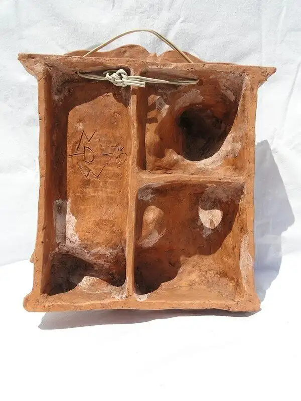 3456-Pilgram-Tonfigur-Meister Pilgram-Fenstergucker-Tonfigur der Fenstergucker-M 6