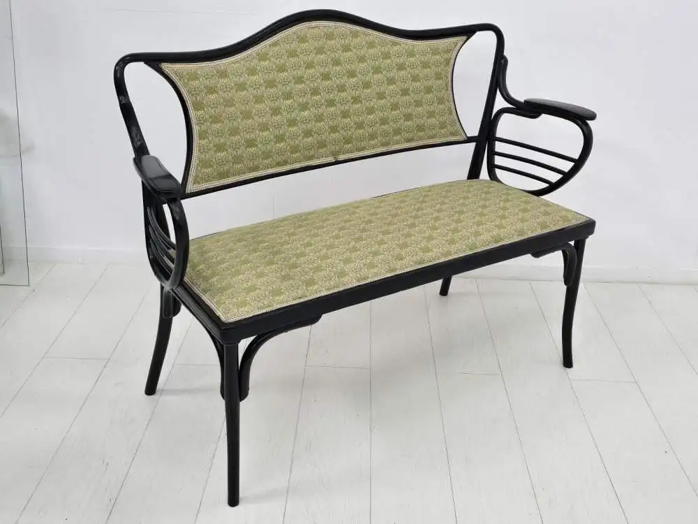 8504-Bugholzbank-Thonet-Sitzbank-Sofa-Bank-Bugholz 1