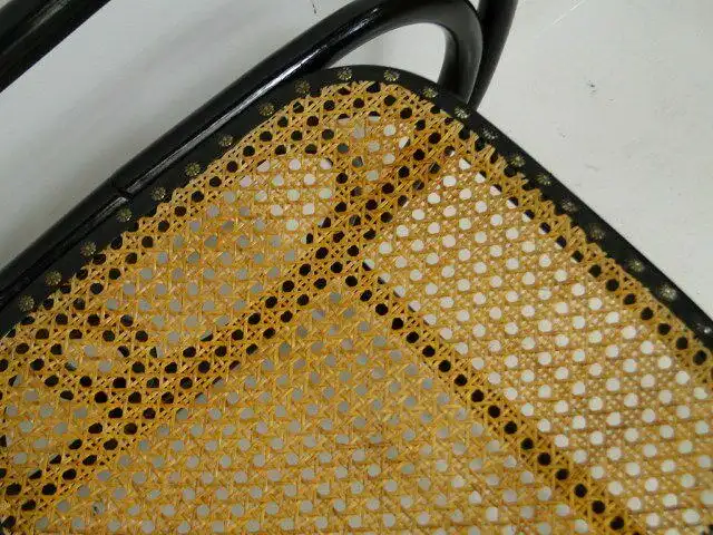 4146-Schaukelstuhl-Bugholz-Wiener Geflecht-Bugholzschaukelstuhl-Wippstuhl 2