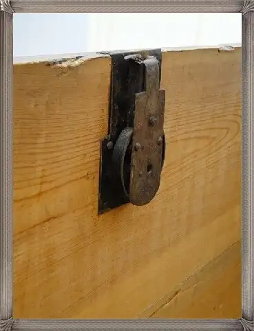 4142-Schatztruhe-Schatzkiste-Truhe-Kiste-Bauerntruhe-Bauernkiste-Bauern