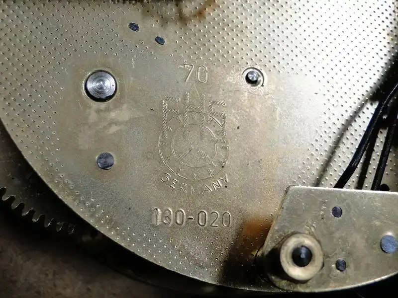 3277D-Wanduhr-Bauernstubenuhr-Holzuhr-Bauernstube-Ritterstüberl-Uhr 3