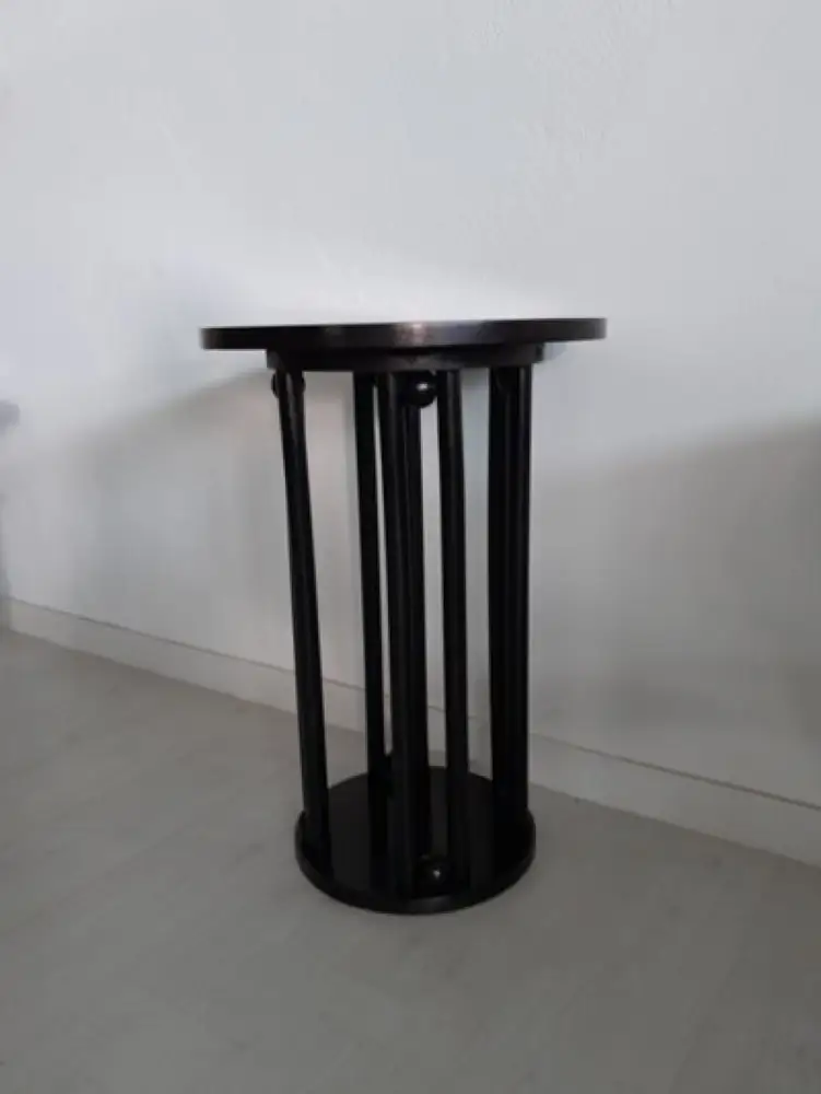 H61504-Tisch-Fledermausstil-Beistelltisch-Hoffmann 2