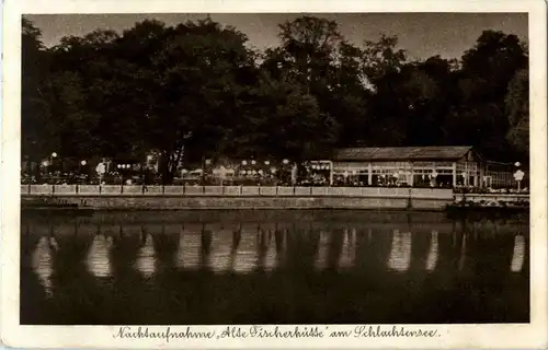 Nachtaufnahme Alte Fischerhütte am Schlachtensee -37954