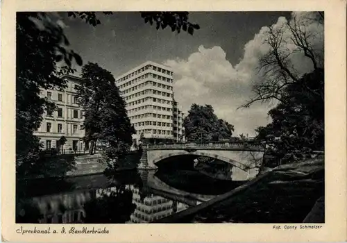 Berlin - Spreekanal an der Bendlerbrücke -38684