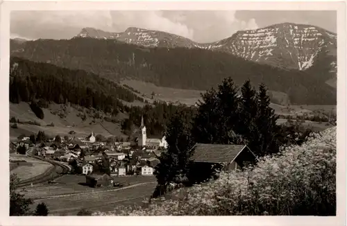 Oberstaufen, Allgäu mit Hochgrat und Rindalphorn -340396