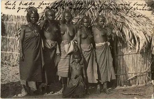 Senegal - naked Woman -50810