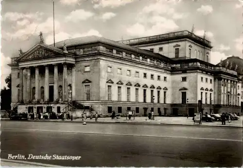 Berlin - Deutsche Staatsoper -41096