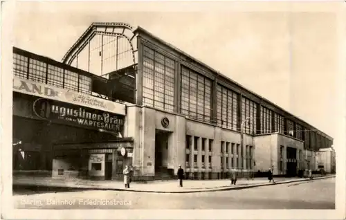 Berlin - Bahnhof Friedrichstrasse -40844