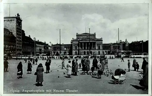 Leipzig - Augustusplatz mit neuem Theater -40542