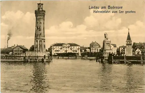 Lindau am Bodensee - Hafeneinfahrt -41534