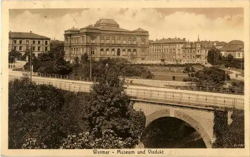 Weimar - Museum und Viadukt -41592