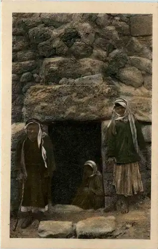 Tombes de Lazare -417782