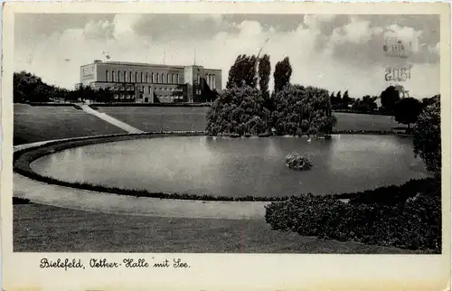 Bielefeld - Oetker Halle mit See -418880