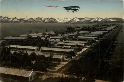 Lager Lechfeld mit Flugzeug -421800