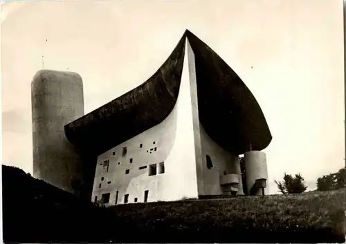 Ronchamp - Chapelle de Notre-Dame du Haut -43288