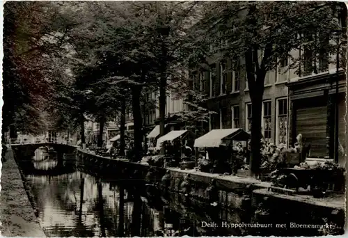 Delft - Hyppolyrusbuurt met Bloemenmarkt -43384