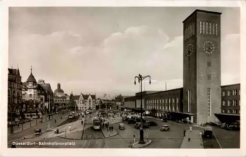 Düsseldorf - Bahnhofsvorplatz -45150