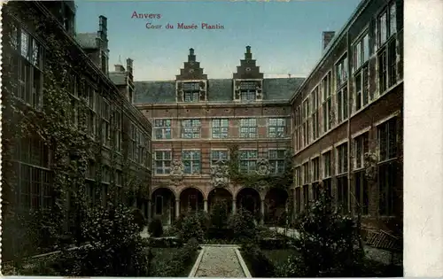 Anvers - Cour du Musee Plantin -48110