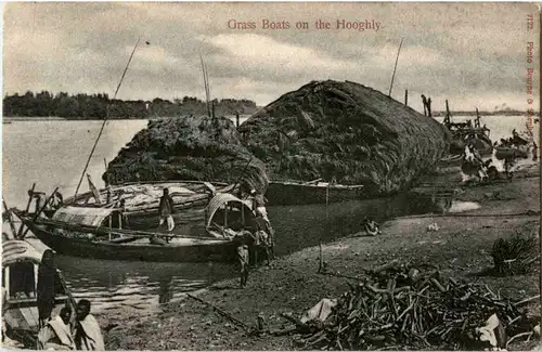 Grass Boats on the Hooghly - Indien -51146