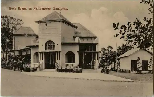 Bandoeng - Hoek Braga en Narioanweg -49980