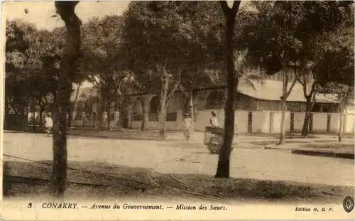 Conakry - Avenue du Gouvernement - Guinea -51148