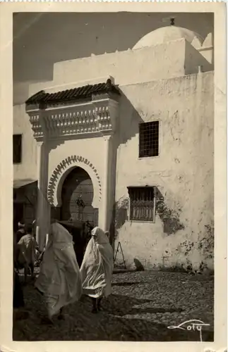 Tetuan - Un Marabout -51144