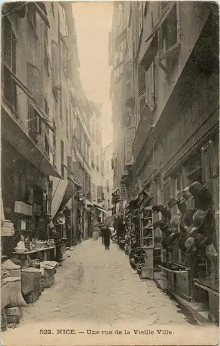 Nice - Une rue de la Vieille Ville -54388