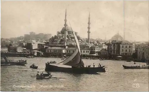 Constantinople - Mosquee de Valide -53950