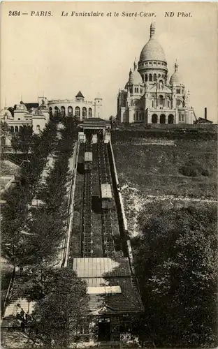 Paris - La Funiculaire et le Sacre Coeur -56834