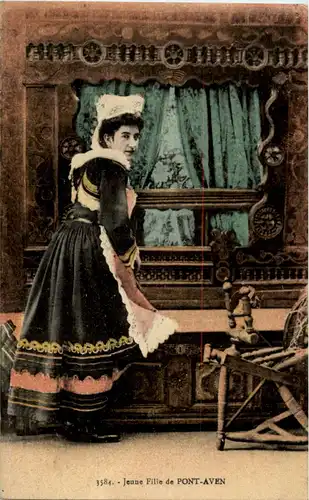 Pont Aven - costumes -56966