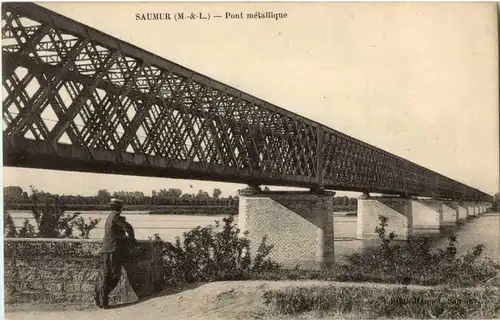 Saumur - Pont metallique -57956