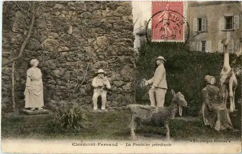 Clermont Ferrand - La Fontaine petrifinate -57560