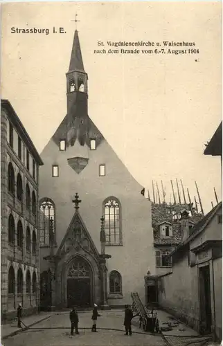 Strasbourg - St. Magdalenenkirche mit Waisenhaus nach dem Brande -59218
