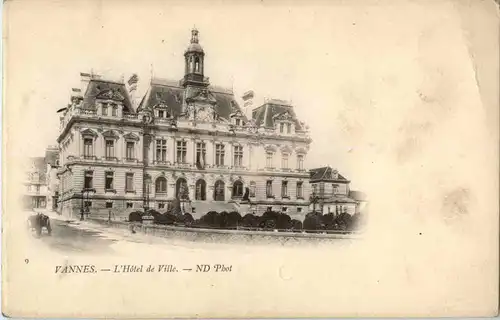 Vannes - L Hotel de Ville -59990