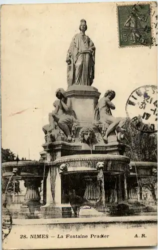 Nimes - La Fontaine Pradier -60660