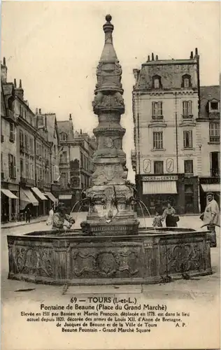 Tours - Fontaine de Beaune -60740