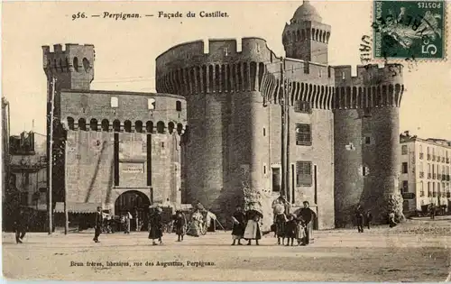 Perpignan - Facade du Castillet -62054