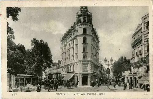 Vichy - La Place Victor Hugo -62354