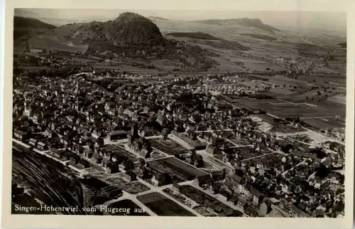 Singen-Hohentwiel vom Flugzeug -61884