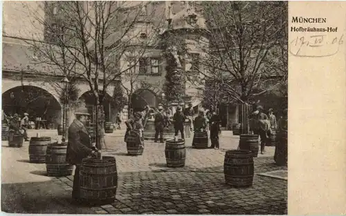 München - Hof im Hofbräuhaus -60964