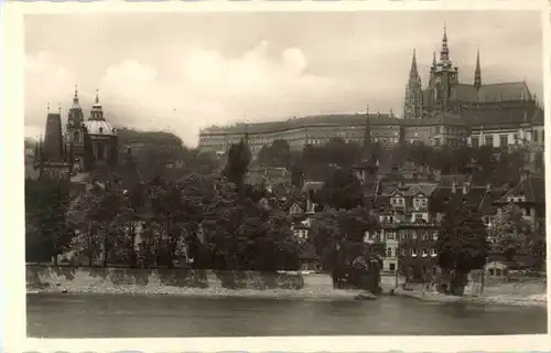 Prag -65614