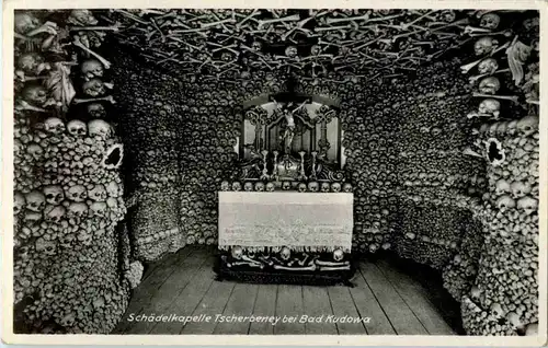 Schädelkapelle Tscherbeney bei Bad Kudowa -66950
