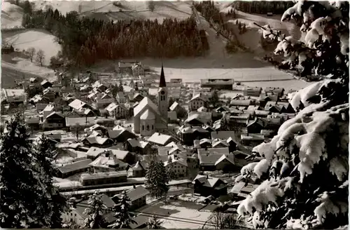 Oberstaufen, Allgäu, Wintersportplatz vom Skilifthang -340454